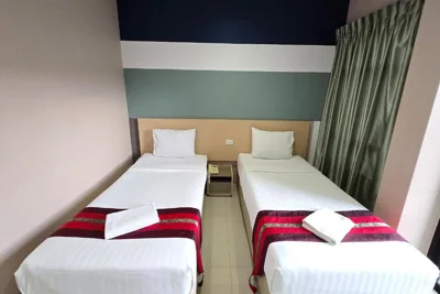 슈페리어 트윈룸 — JJ Residence Phuket Town